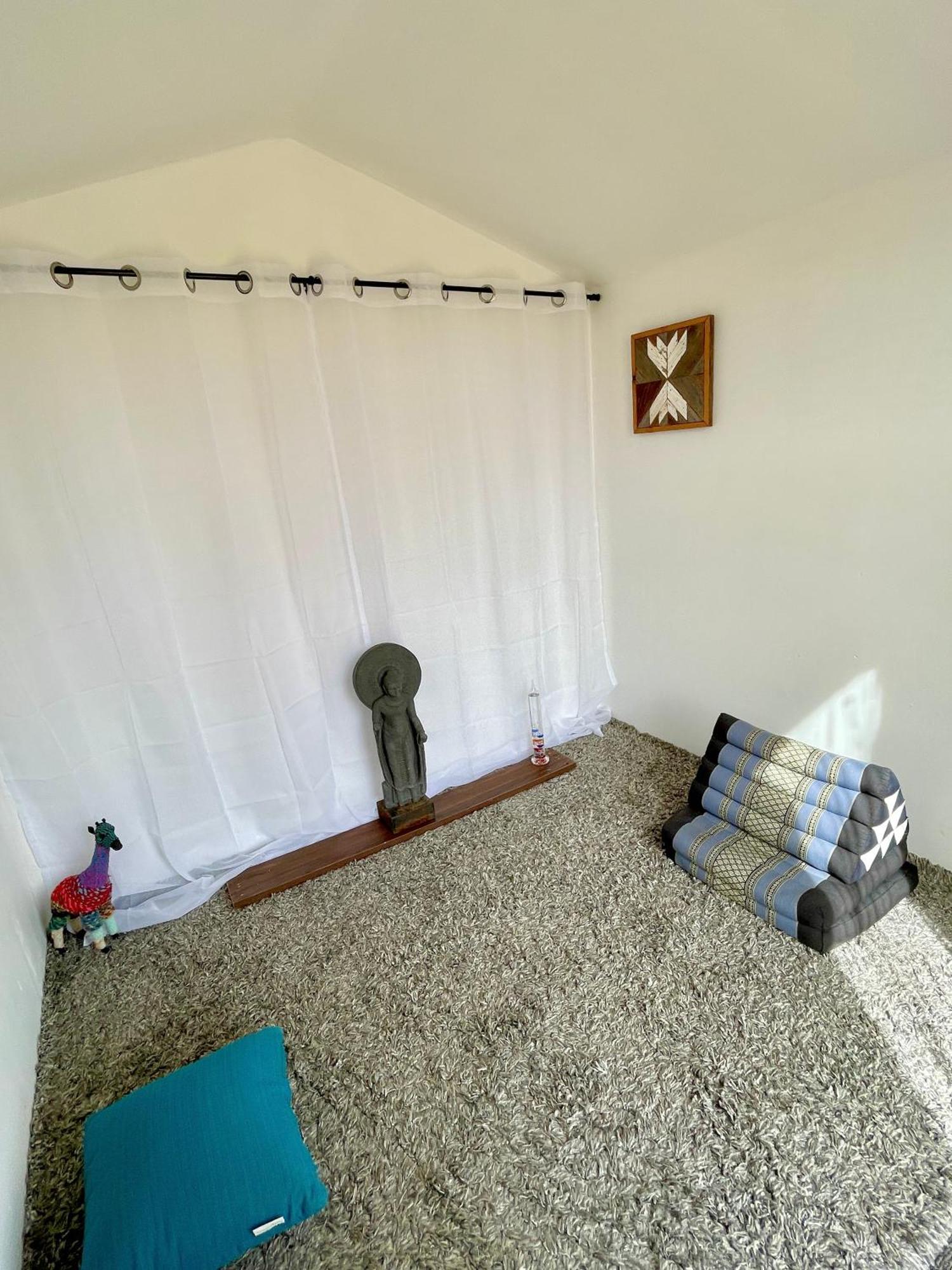 Twin Palms Desert Getaway - Jacuzzi, Fire Pit, Meditation Room & More Joshua Tree Extérieur photo