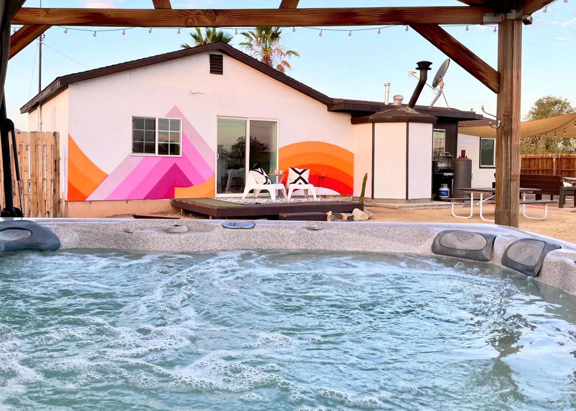 Twin Palms Desert Getaway - Jacuzzi, Fire Pit, Meditation Room & More Joshua Tree Extérieur photo